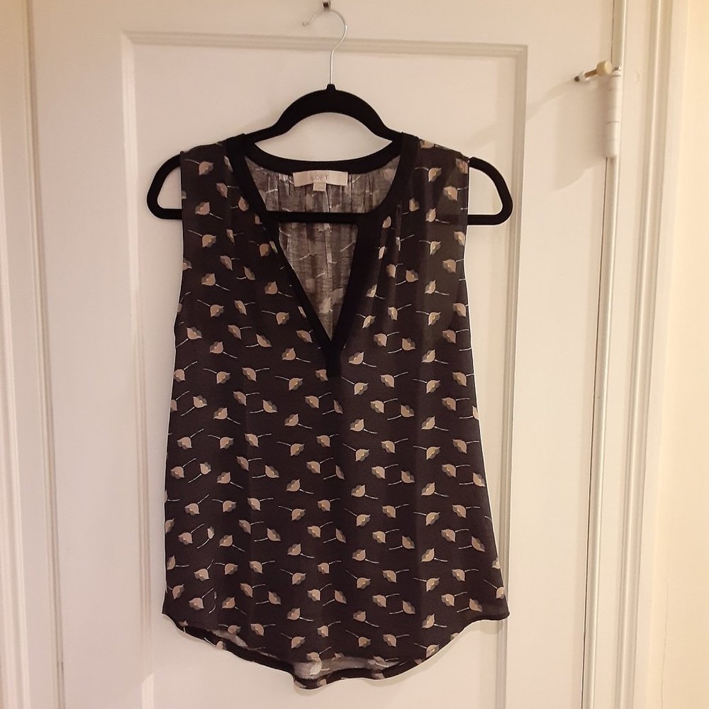 LOFT black floral print sleeveless top (S)